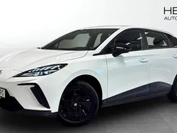 Vit (white) Begagnad 2023 MG MG4 EV Halvkombi | 259 900 kr