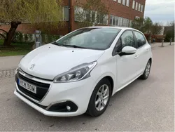 Vit Begagnad 2019 Peugeot 208 Halvkombi | 75 000 kr (Bra pris)