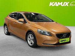 Brun Begagnad 2014 Volvo V40 Momentum Kombi | 99 800 kr (Marknadspris)