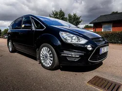 Svart Begagnad 2013 Ford S-MAX Business Edition Minibuss | 70 000 kr (Bra pris)