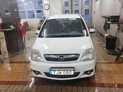 Vit Begagnad 2006 Opel Meriva Minibuss | 8 500 kr
