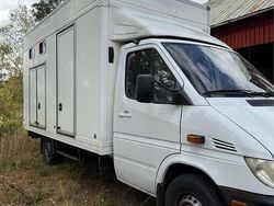 Vit Begagnad 2004 Mercedes Sprinter Van | 90 000 kr (Bra pris)