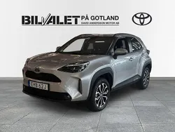 Silver Ny 2025 Toyota Yaris Cross SUV | 331 800 kr (Lite dyr)