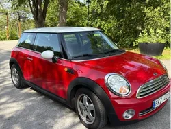 Röd Begagnad 2007 Mini Cooper Halvkombi | 49 000 kr (Marknadspris)