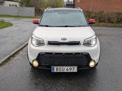 Vit Begagnad 2015 Kia Soul SUV | 85 000 kr (Bra pris)