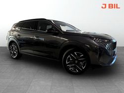 Grå Begagnad 2025 Peugeot 5008 GT Minibuss | 409 900 kr