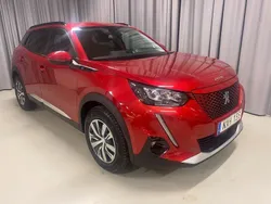 Röd Begagnad 2021 Peugeot e-2008 Allure SUV | 209 700 kr (Marknadspris)