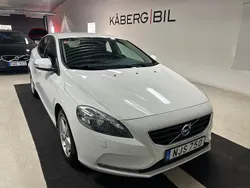 Vit Begagnad 2013 Volvo V40 Kombi | 84 900 kr (Marknadspris)
