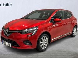Röd Begagnad 2022 Renault Clio V Intens Halvkombi | 189 000 kr (Marknadspris)