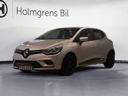 Silver Begagnad 2017 Renault Clio IV Zen Halvkombi | 89 800 kr (Marknadspris)