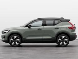 Grön Begagnad 2023 Volvo XC40 Plus SUV | 619 900 kr