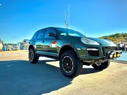 Svart Begagnad 2008 Porsche Cayenne Turbo SUV | 170 000 kr