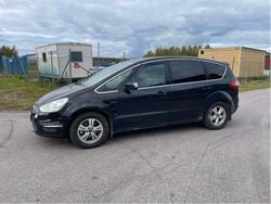 Svart Begagnad 2014 Ford S-MAX Business Edition Minibuss | 29 000 kr (Lite dyr)