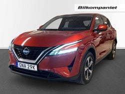 Röd Begagnad 2023 Nissan Qashqai N-Connecta SUV | 269 000 kr (Marknadspris)