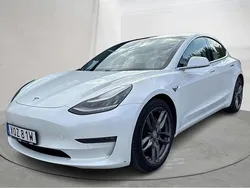 Vit Begagnad 2020 Tesla Model 3 Sedan | 199 000 kr (Marknadspris)