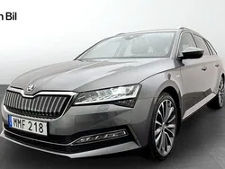 Grå Begagnad 2023 Skoda Superb Business Line Kombi | 364 900 kr (Lite dyr)