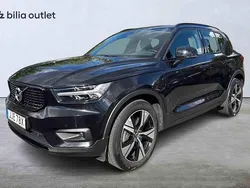 Svart Begagnad 2022 Volvo XC40 SUV | 344 900 kr