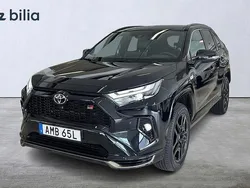 Svart Begagnad 2024 Toyota RAV4 Hybrid Sport SUV | 599 900 kr (Lite dyr)