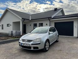 Silver Begagnad 2008 VW Golf VI Trendline Halvkombi | 37 900 kr (Marknadspris)