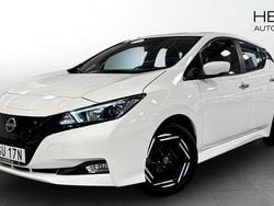 Svart Begagnad 2022 Nissan Leaf Halvkombi | 174 900 kr