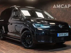 Svart Begagnad 2022 VW Caddy Maxi Black Edition Minibuss | 389 500 kr