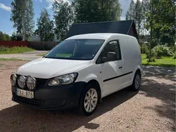 Vit Begagnad 2013 VW Caddy Minibuss | 49 000 kr (Marknadspris)
