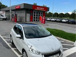 Vit Begagnad 2015 Peugeot 208 Halvkombi | 65 000 kr (Bra pris)