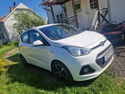 Vit Begagnad 2015 Hyundai i10 Halvkombi | 44 000 kr (Superpris)