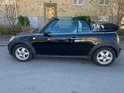 Svart Begagnad 2014 Mini One Cabriolet Cab | 133 000 kr