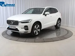 Vit Begagnad 2024 Volvo XC60 Plus SUV | 554 900 kr (Marknadspris)
