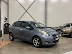 Blå Begagnad 2010 Toyota Yaris Halvkombi | 64 900 kr (Marknadspris)
