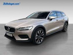 Begagnad 2024 Volvo V60 CC Kombi | 459 500 kr (Lite dyr)