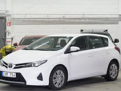 Vit Begagnad 2012 Toyota Auris Life Halvkombi | 89 900 kr (Marknadspris)