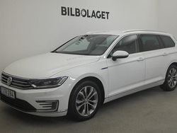 Vit Begagnad 2018 VW Passat GTE Kombi | 195 800 kr (Marknadspris)