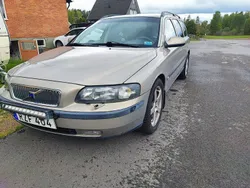 Brun Begagnad 2001 Volvo V70 Kombi | 18 000 kr (Superpris)