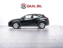 Svart Begagnad 2019 Lexus UX 250h SUV | 274 700 kr (Marknadspris)
