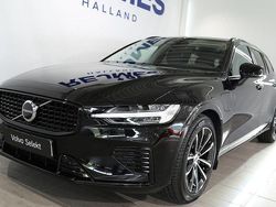 Svart Begagnad 2025 Volvo V60 Plus Kombi | 479 500 kr (Marknadspris)