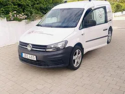 Vit Begagnad 2016 VW Caddy Maxi Minibuss | 109 000 kr (Dyr)