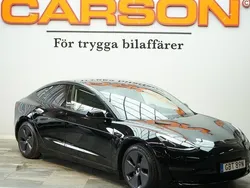 Svart Begagnad 2021 Tesla Model 3 Long Range Sedan | 277 900 kr (Bra pris)