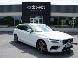 Vit Begagnad 2021 Volvo V60 Inscription Kombi | 209 900 kr (Bra pris)