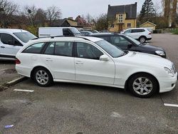 Vit Begagnad 2009 Mercedes E200 Classic Kombi | 40 000 kr