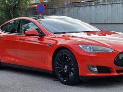 Orange Begagnad 2014 Tesla Model S Halvkombi | 218 900 kr (Dyr)