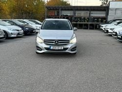 Silver Begagnad 2015 Mercedes B200 Urban Minibuss | 89 900 kr (Marknadspris)