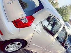 Silver Begagnad 2011 Hyundai i10 Premium Halvkombi | 39 500 kr (Marknadspris)