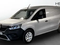 Grå (grey) Ny 2024 Renault Kangoo Minibuss | 299 875 kr (Marknadspris)