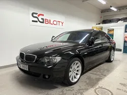 Svart Begagnad 2006 BMW 750 Sedan | 99 900 kr
