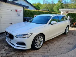 Vit Begagnad 2019 Volvo V90 Kombi | 162 000 kr (Marknadspris)