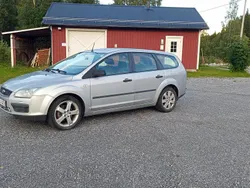 Silver Begagnad 2006 Ford Focus Kombi | 16 500 kr