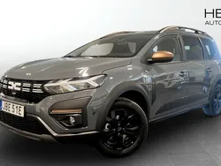 Grå (grey) Ny 2025 Dacia Jogger Extreme Kombi | 346 400 kr (Marknadspris)
