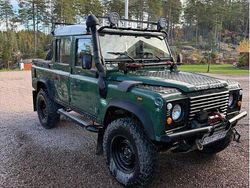 Begagnad 2003 Land Rover Defender Pickup | 250 000 kr